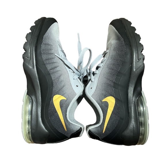 Nike Air Max Invigor Size 8 - Picture 7 of 11